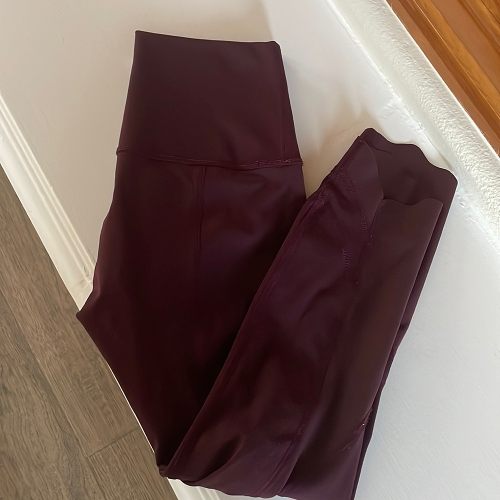Lululemon crop leggings